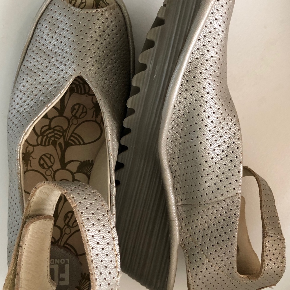 FLY London silver wedge sandal 39